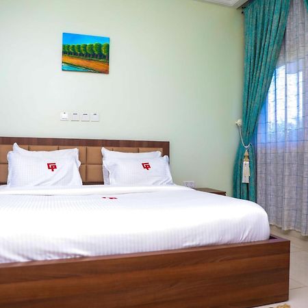 Guest Pride Hotel Кано Экстерьер фото