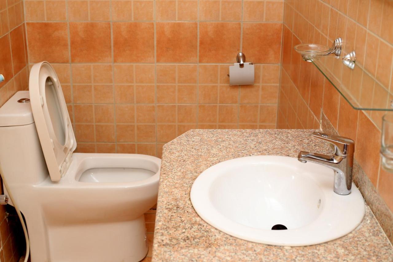 Guest Pride Hotel Кано Экстерьер фото