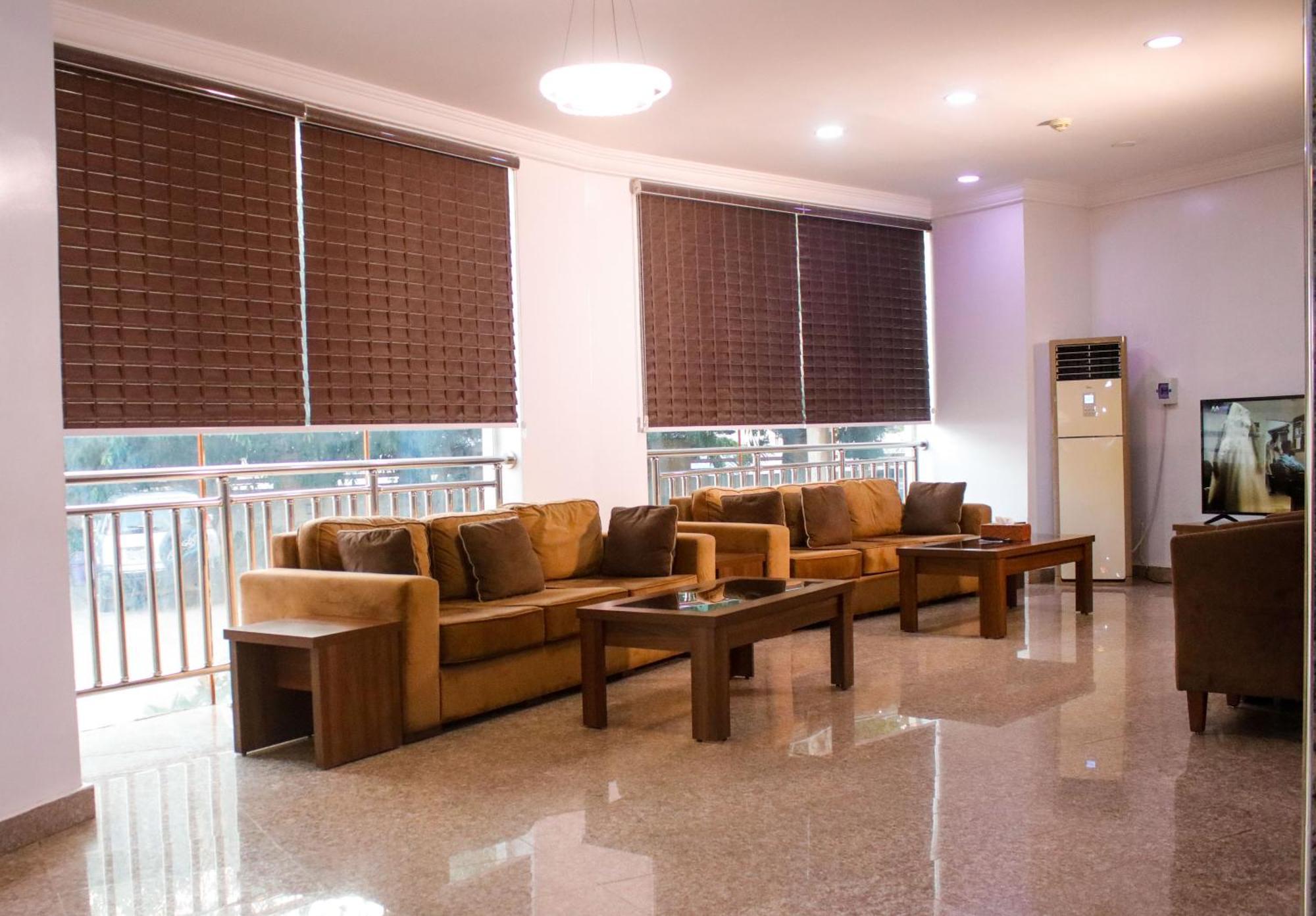 Guest Pride Hotel Кано Экстерьер фото