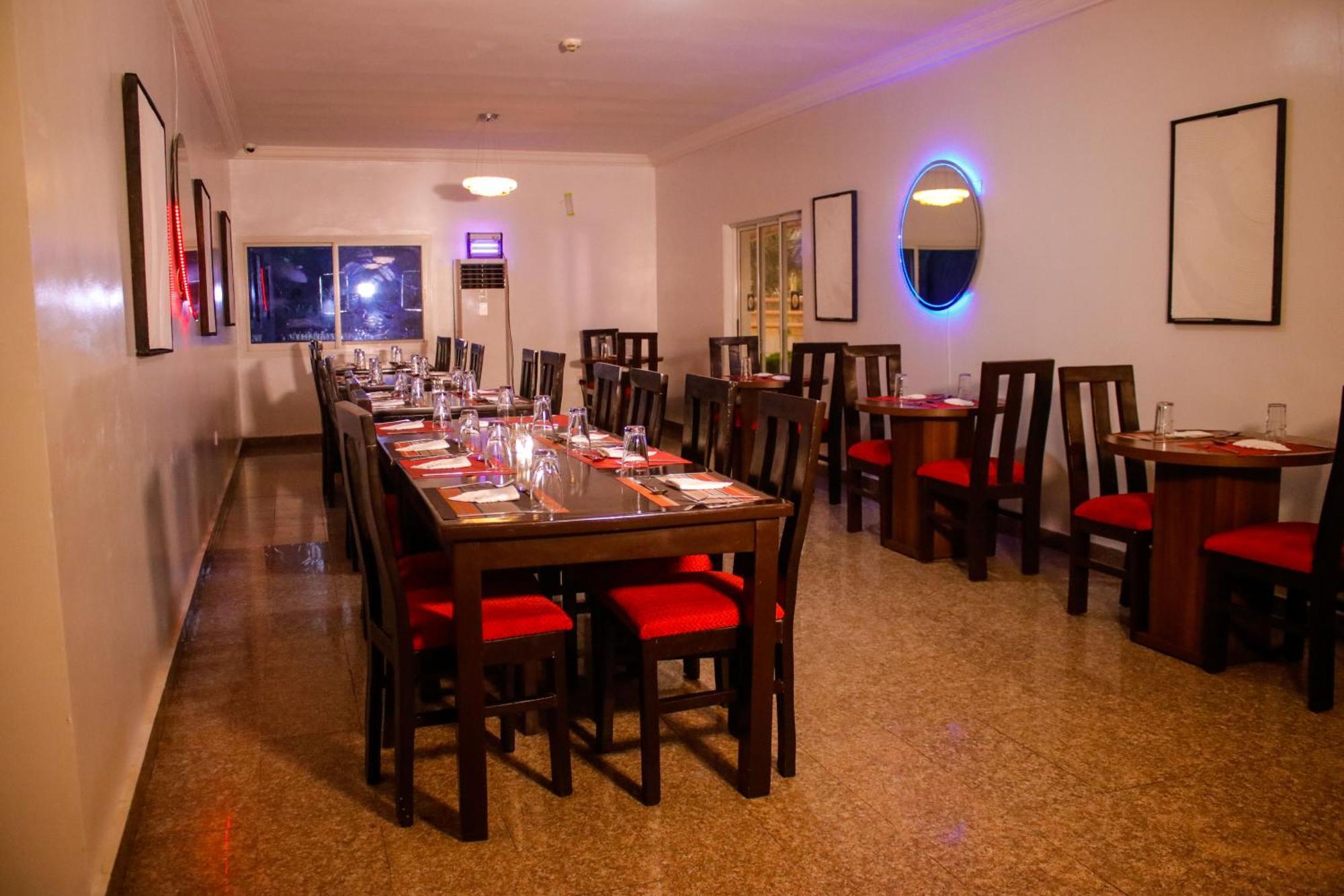 Guest Pride Hotel Кано Экстерьер фото