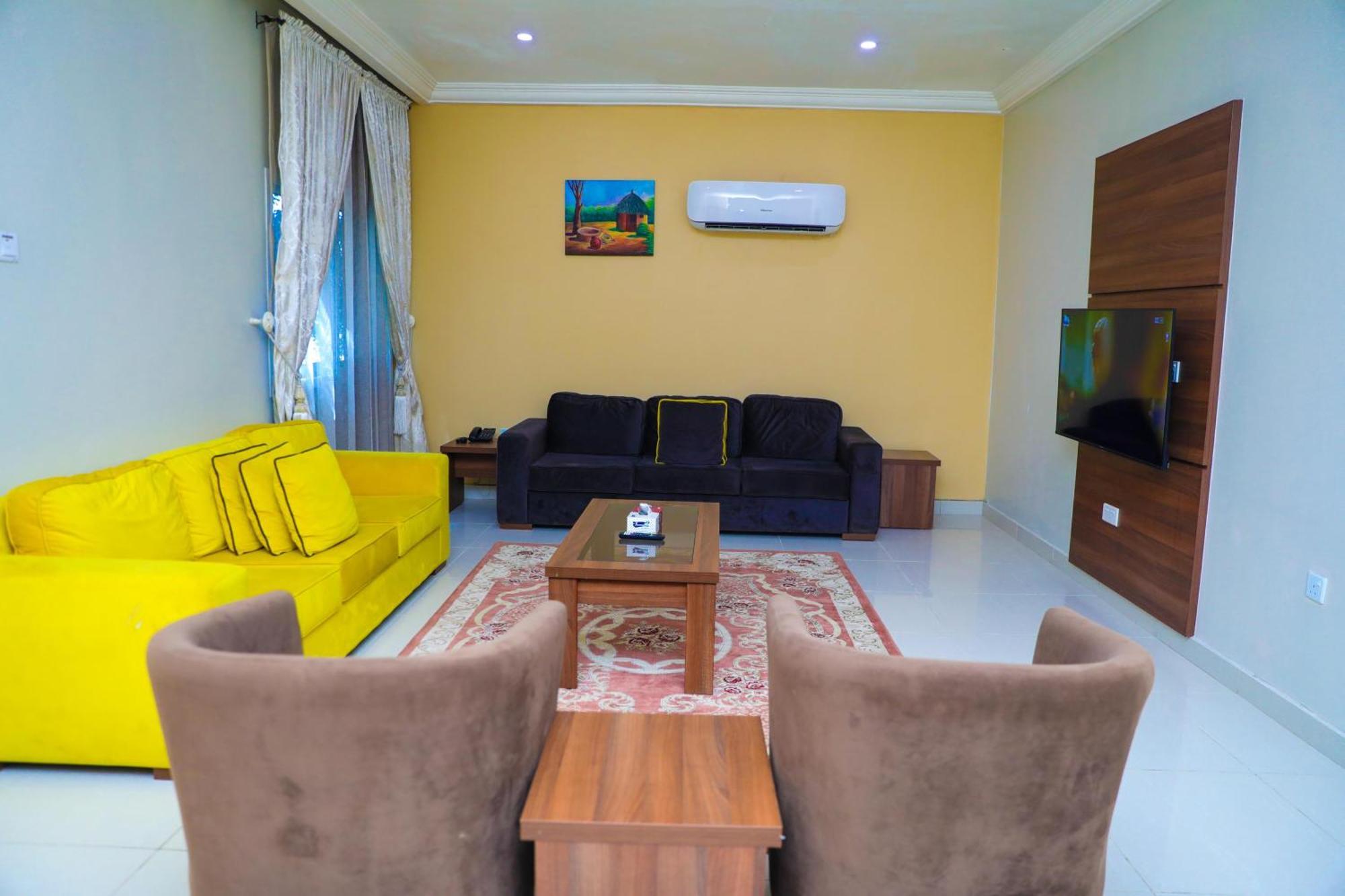 Guest Pride Hotel Кано Экстерьер фото