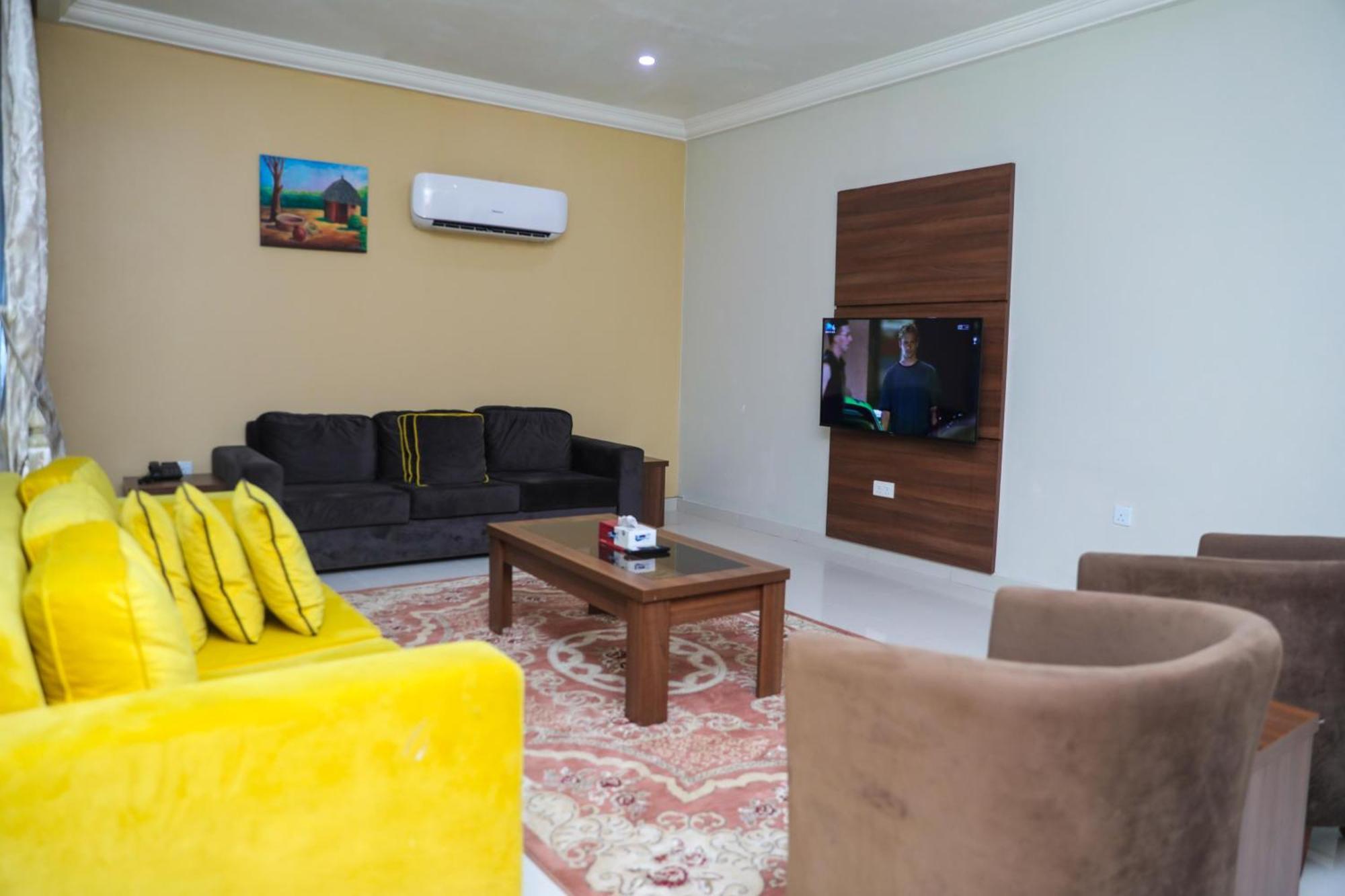 Guest Pride Hotel Кано Экстерьер фото
